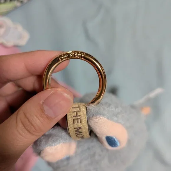 Exciting Macaron Labubu - sea salt coconut - Picture 4 of 6